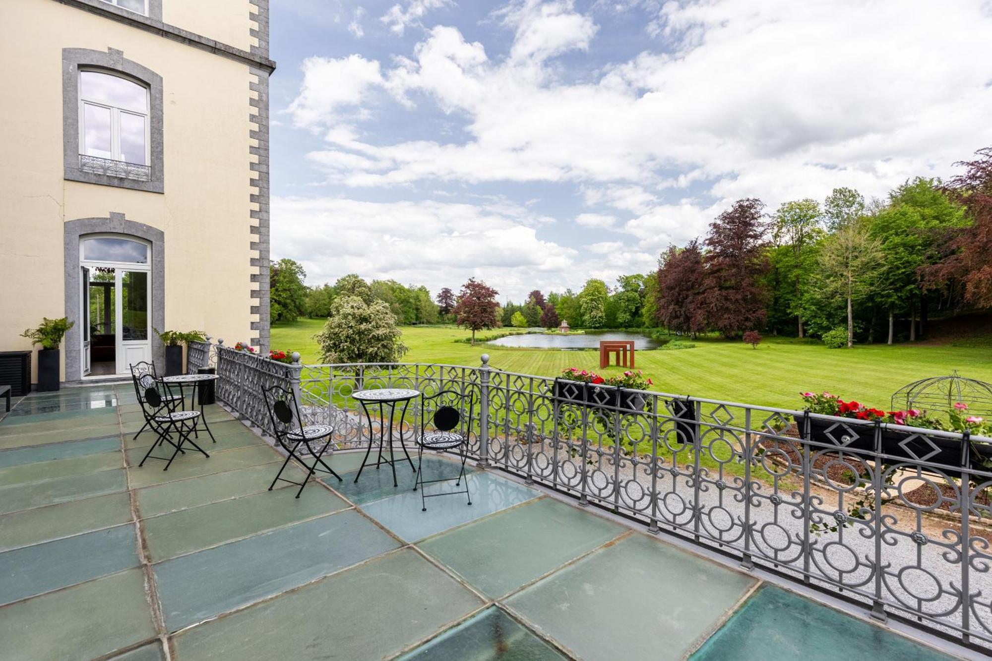 Suite De Luxe Au Chateau 105 Tinlot Exterior photo