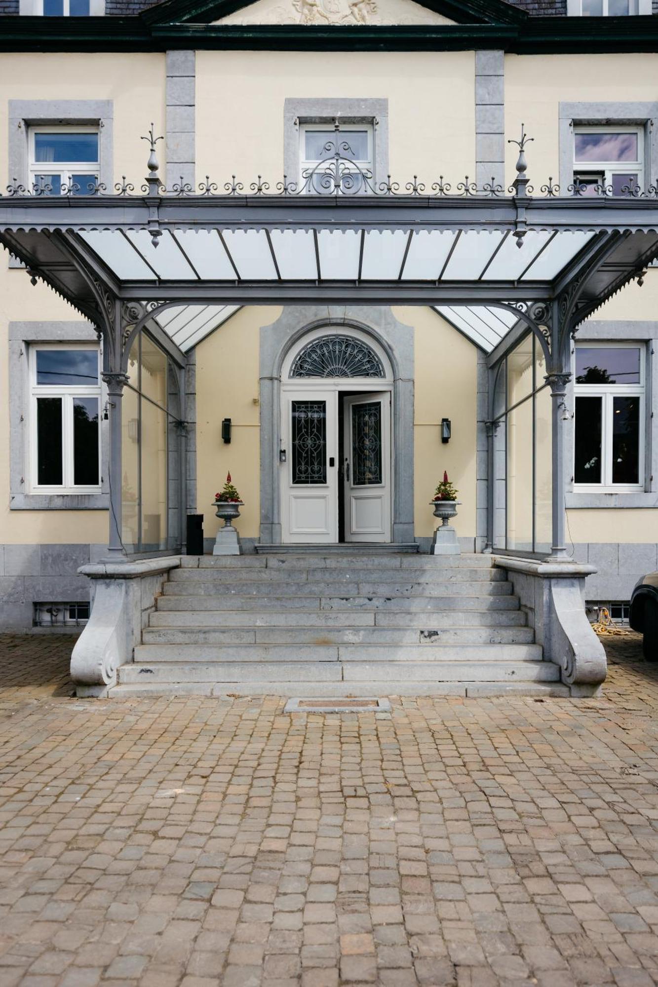 Suite De Luxe Au Chateau 105 Tinlot Exterior photo